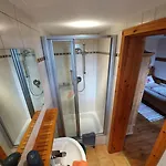 Dollinger Gæstehus 3*
